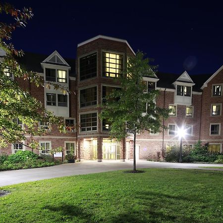 Mount Allison Summer Accommodations Sackville Exterior photo